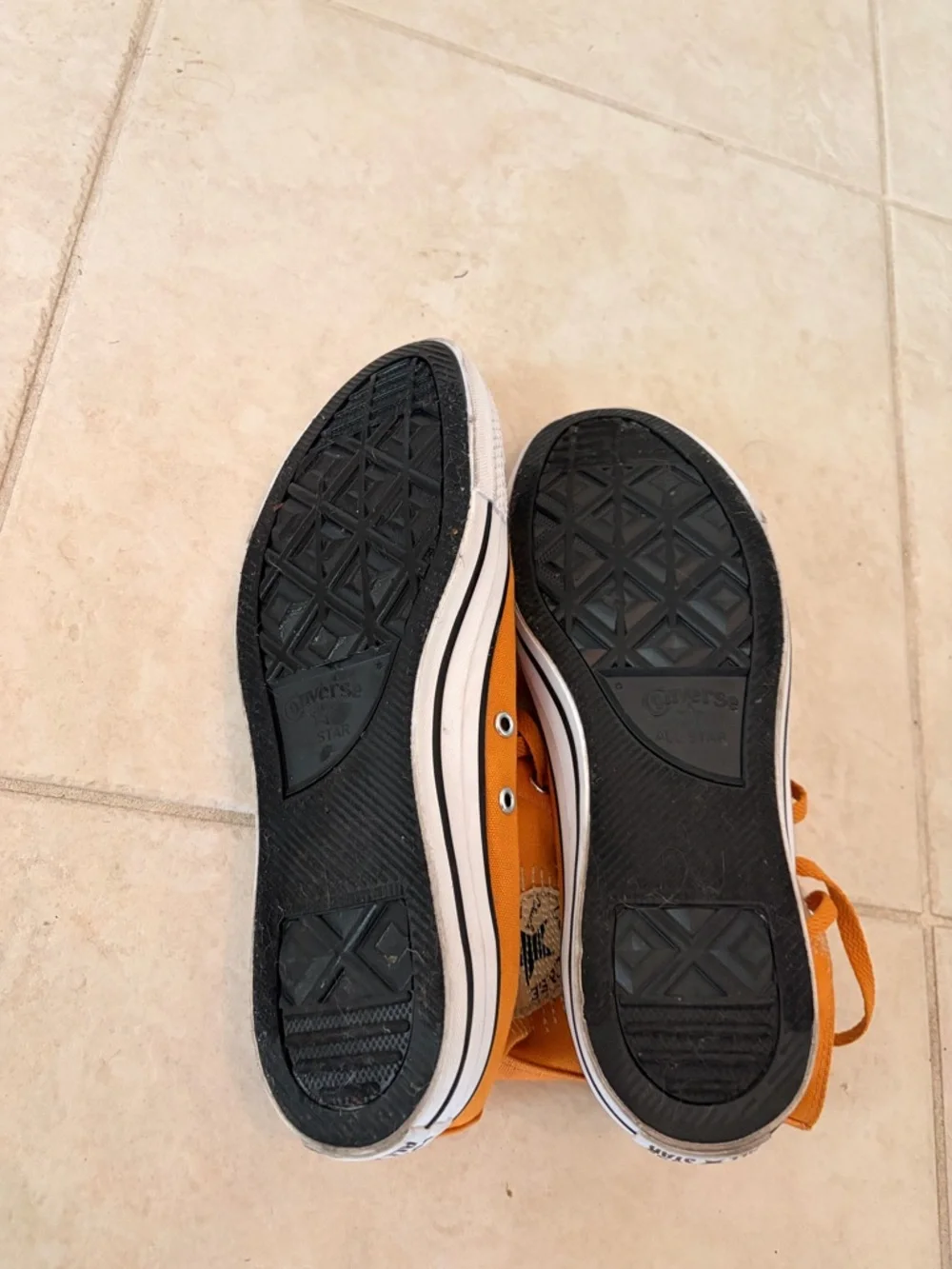 Like NEW Converse Chuck Taylor All Star Sneakers. Mustard Yellow | M8.5/W10 - Picture 11 of 12